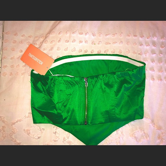 Green Strapless Crop Top - Picture 4 of 4